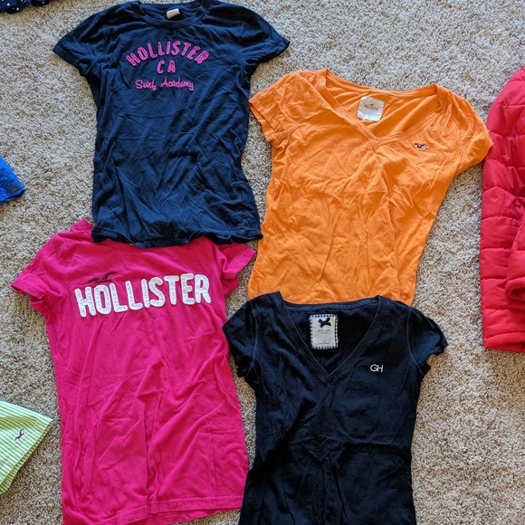 Women's multiple tops and a dress - Picture 1 of 3